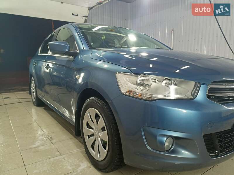 Седан Citroen C-Elysee 2013 в 