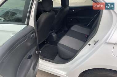 Седан Citroen C-Elysee 2013 в 