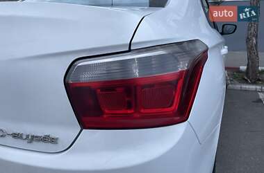 Седан Citroen C-Elysee 2013 в 