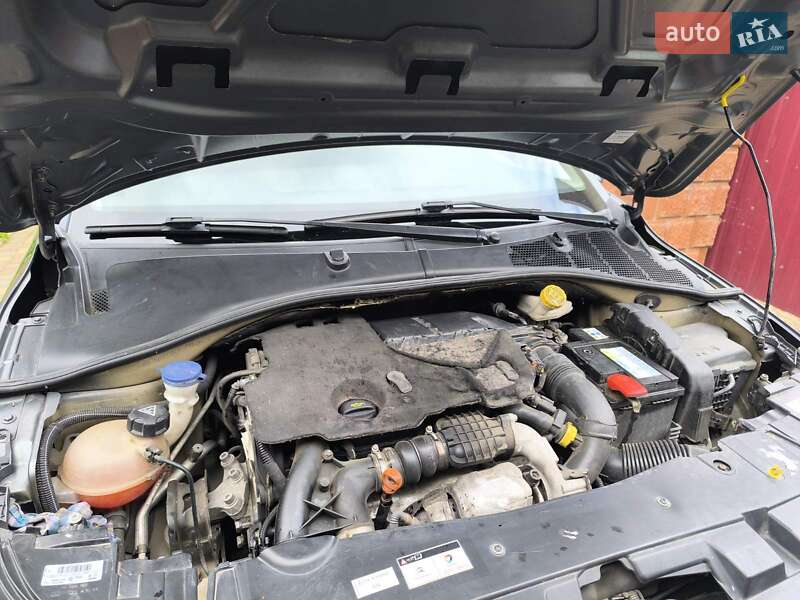 Седан Citroen C-Elysee 2013 в Ровно фото 2 Седан Citroen C-Elysee 2013 в Ровно