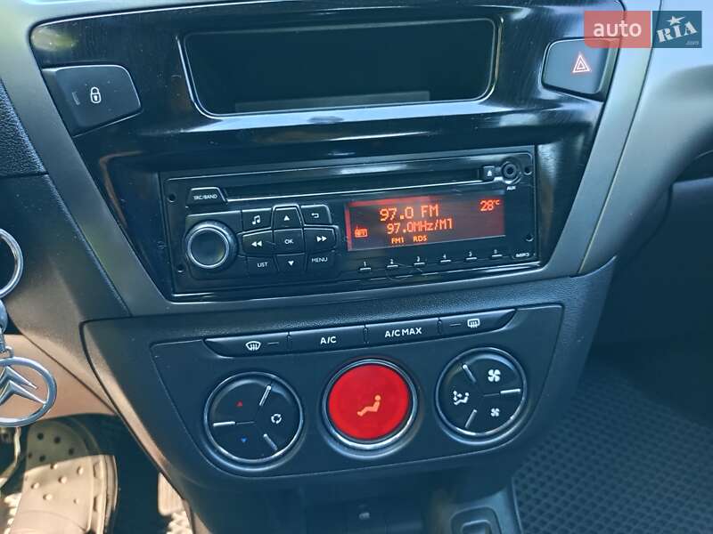 Седан Citroen C-Elysee 2013 в Львове