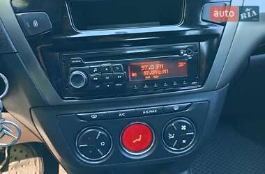 Седан Citroen C-Elysee 2013 в 