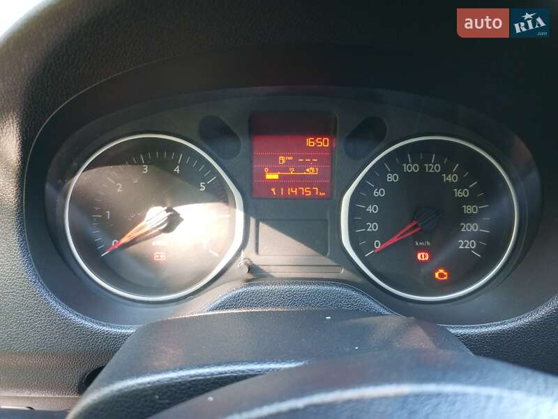 Седан Citroen C-Elysee 2013 в Львове