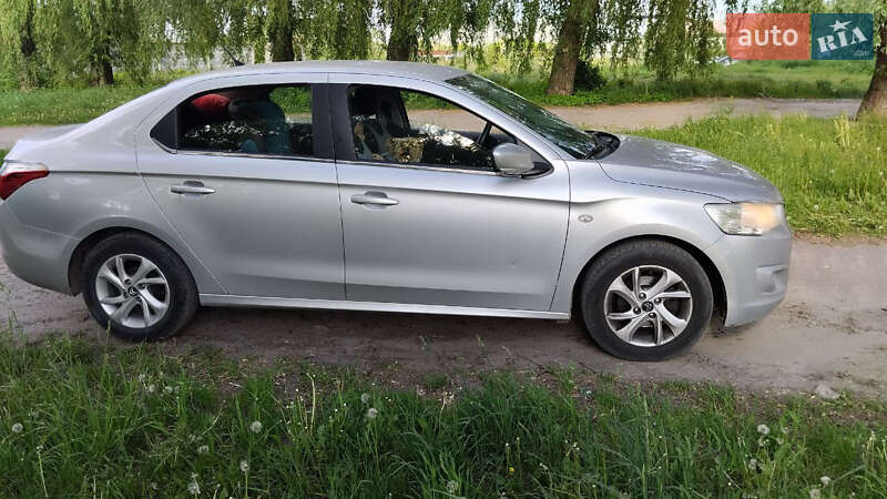 Седан Citroen C-Elysee 2013 в Борисполе
