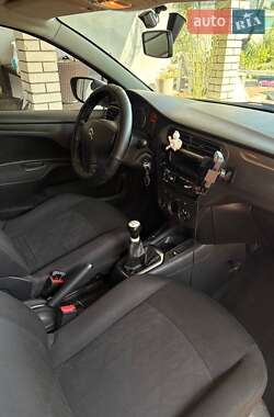 Седан Citroen C-Elysee 2013 в 