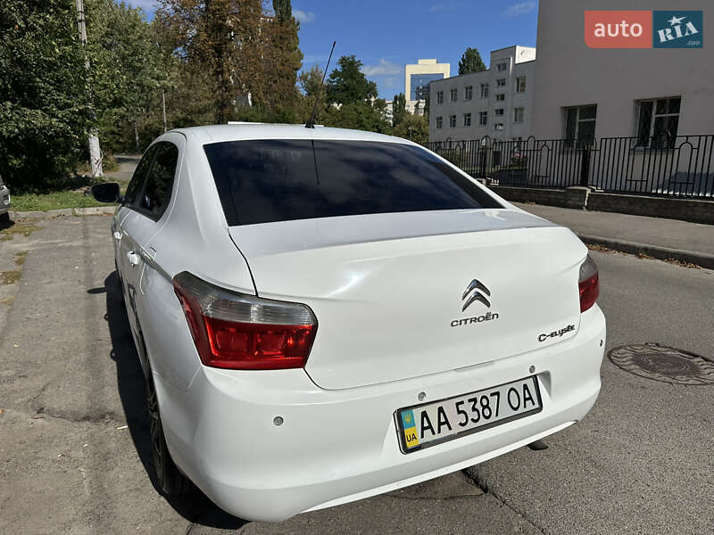 Седан Citroen C-Elysee 2013 в Киеве