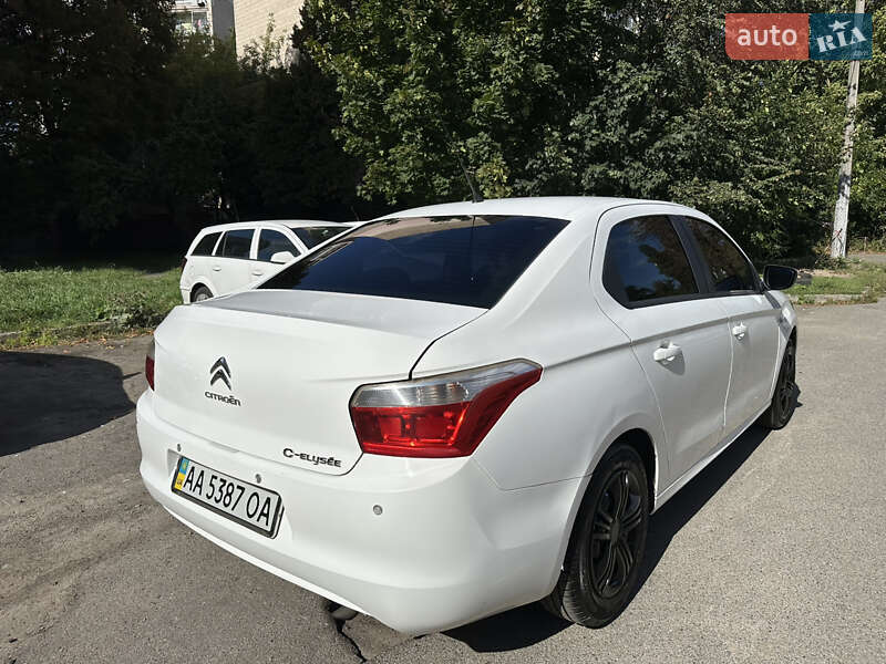 Седан Citroen C-Elysee 2013 в Киеве