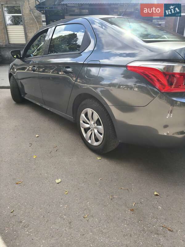 Седан Citroen C-Elysee 2016 в Каменском