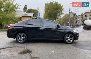 Седан Citroen C-Elysee 2015 в  фото 5 Седан Citroen C-Elysee 2015 в