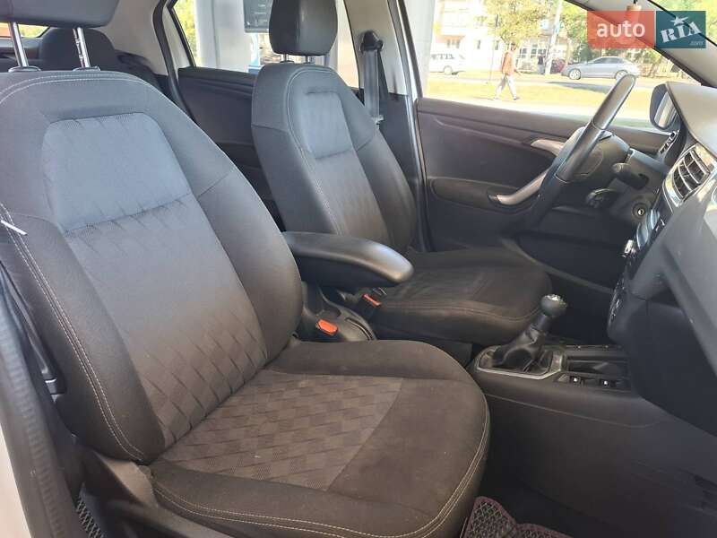 Седан Citroen C-Elysee 2015 в Миколаєві