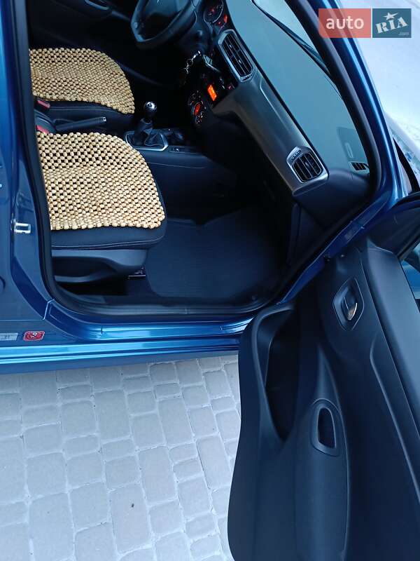 Седан Citroen C-Elysee 2013 в Києві