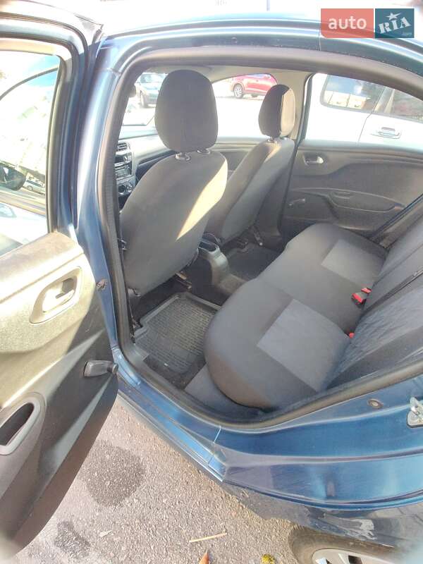 Седан Citroen C-Elysee 2013 в Запорожье фото 9 Седан Citroen C-Elysee 2013 в Запорожье