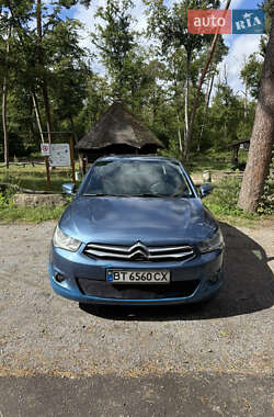 Седан Citroen C-Elysee 2013 в Львове Седан Citroen C-Elysee 2013 в Львове