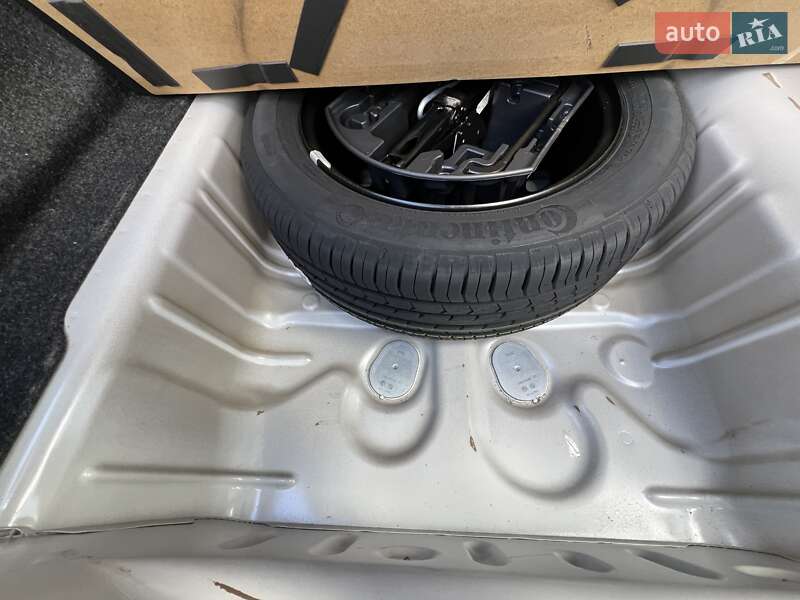 Седан Citroen C-Elysee 2023 в Киеве фото 16 Седан Citroen C-Elysee 2023 в Киеве