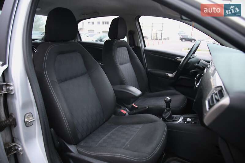 Седан Citroen C-Elysee 2013 в Харкові фото 10 Седан Citroen C-Elysee 2013 в Харкові