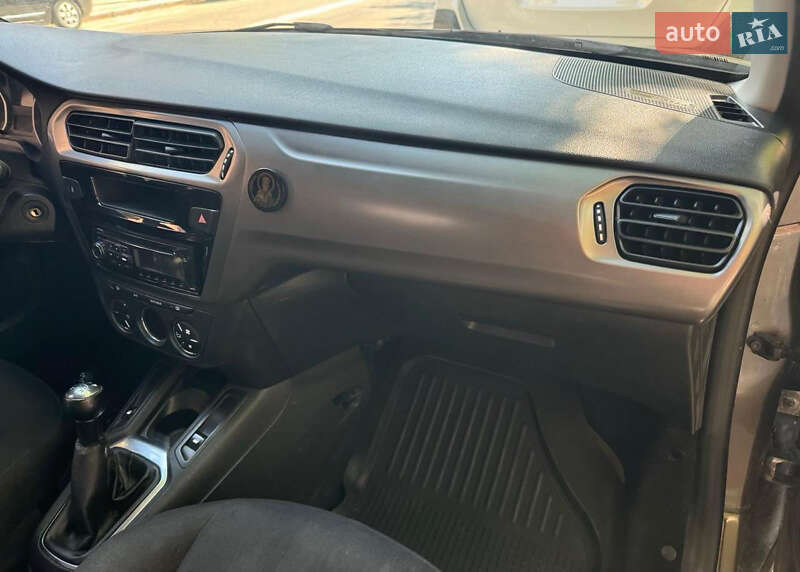 Седан Citroen C-Elysee 2013 в Ладыжине фото 6 Седан Citroen C-Elysee 2013 в Ладыжине