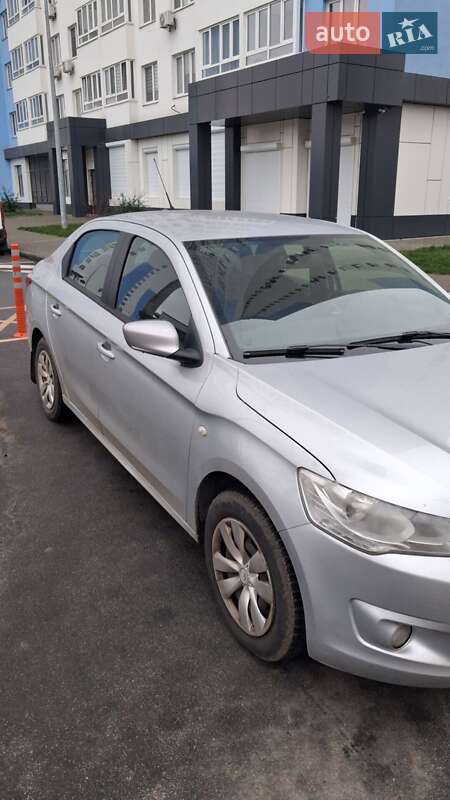 Седан Citroen C-Elysee 2014 в Киеве фото 8 Седан Citroen C-Elysee 2014 в Киеве