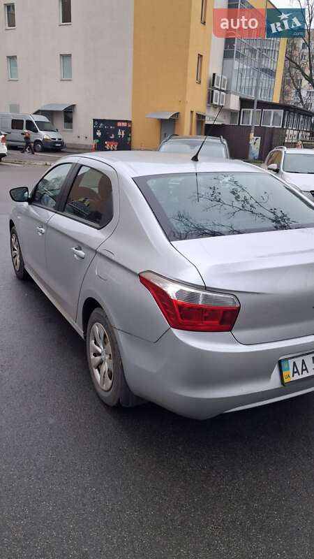 Седан Citroen C-Elysee 2014 в Киеве фото 7 Седан Citroen C-Elysee 2014 в Киеве