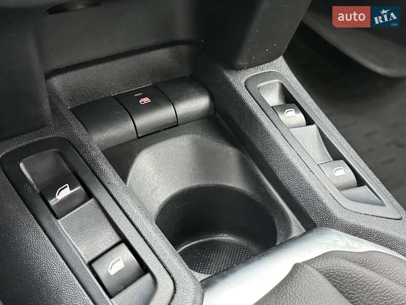 Седан Citroen C-Elysee 2018 в Киеве