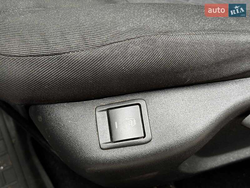 Седан Citroen C-Elysee 2017 в Києві фото 14 Седан Citroen C-Elysee 2017 в Києві