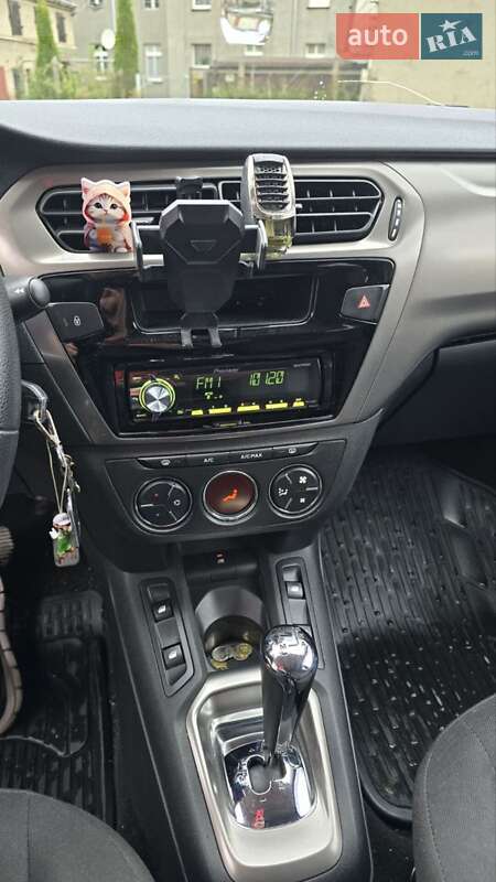 Седан Citroen C-Elysee 2016 в Львове