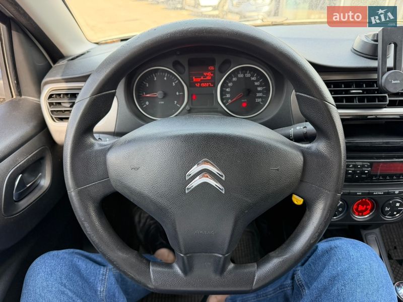 Седан Citroen C-Elysee 2013 в Киеве фото 13 Седан Citroen C-Elysee 2013 в Киеве