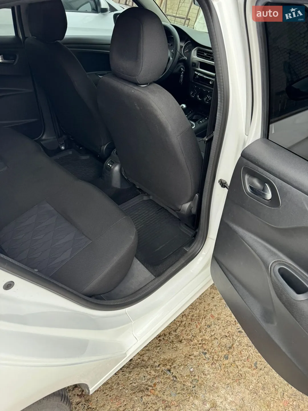 2017 Citroen C-Elysee - мініатюра 12