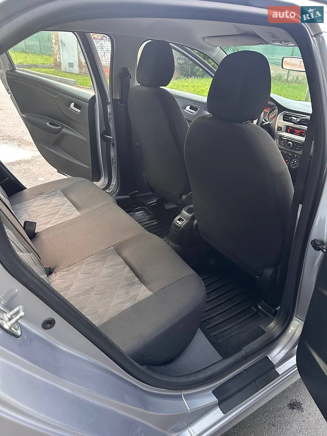 2017 Citroen C-Elysee - мініатюра 19