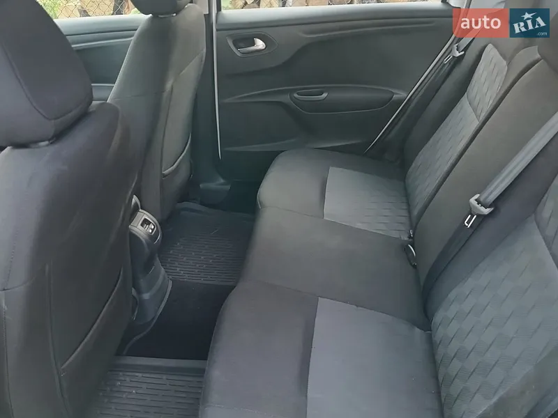 Citroen C-Elysee 2017 VIN VF7DD9HP0HJ839681 фото оголошення 7 з 45