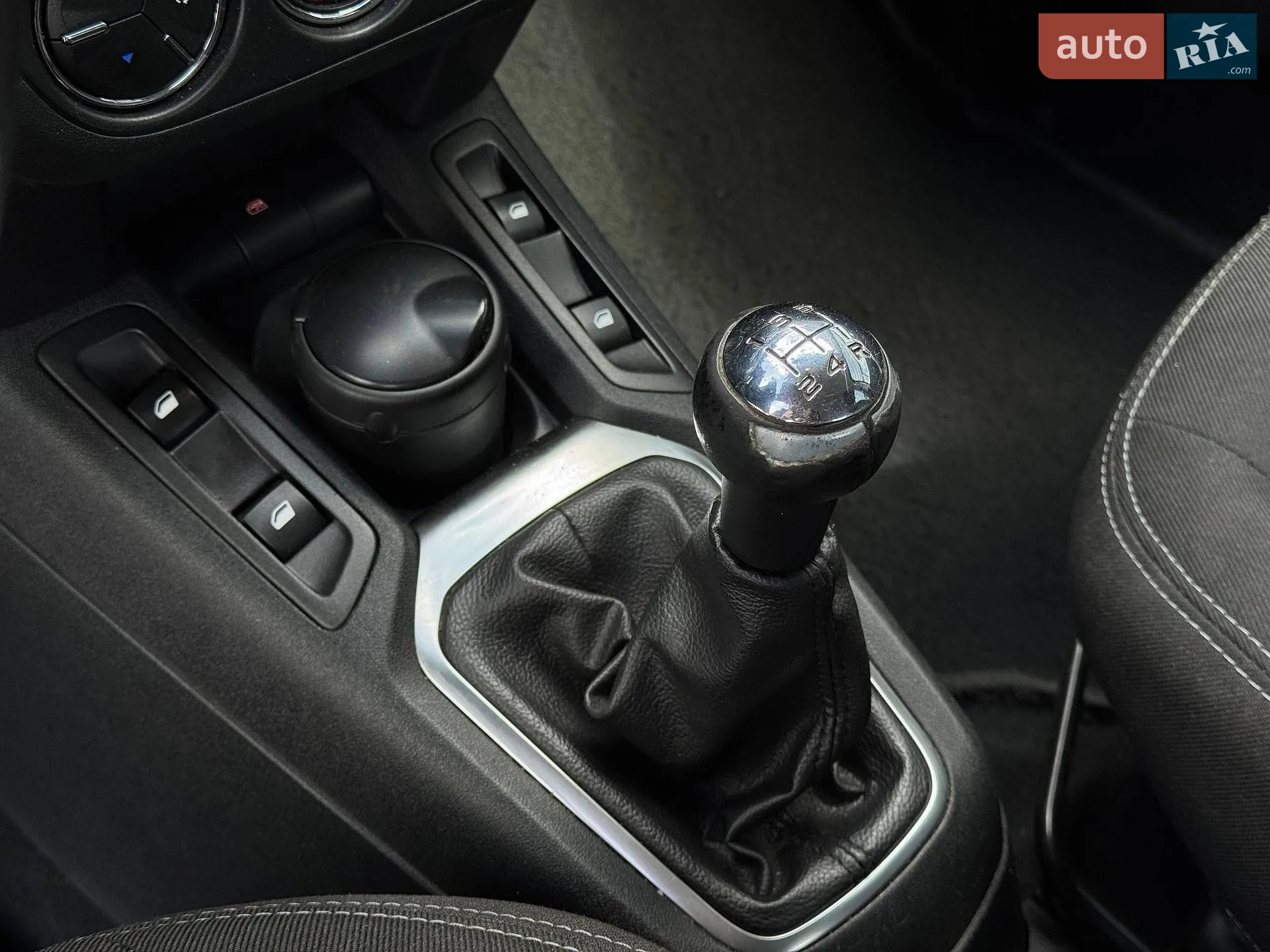 2013 Citroen C-Elysee - мініатюра 26
