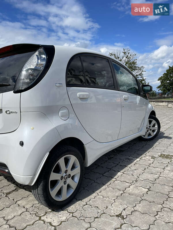 Хэтчбек Citroen C-Zero 2010 в Золочеве