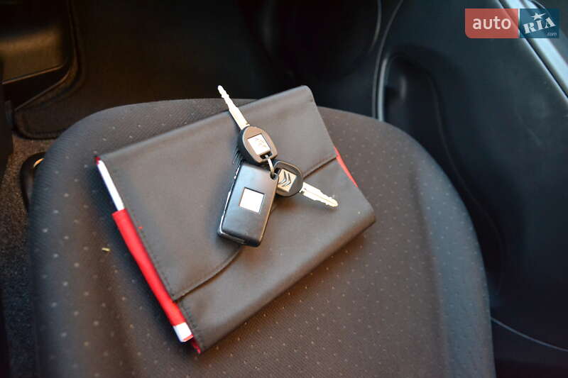 Хэтчбек Citroen C-Zero 2013 в Луцке