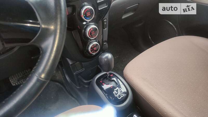 Хетчбек Citroen C-Zero 2011 в Вінниці