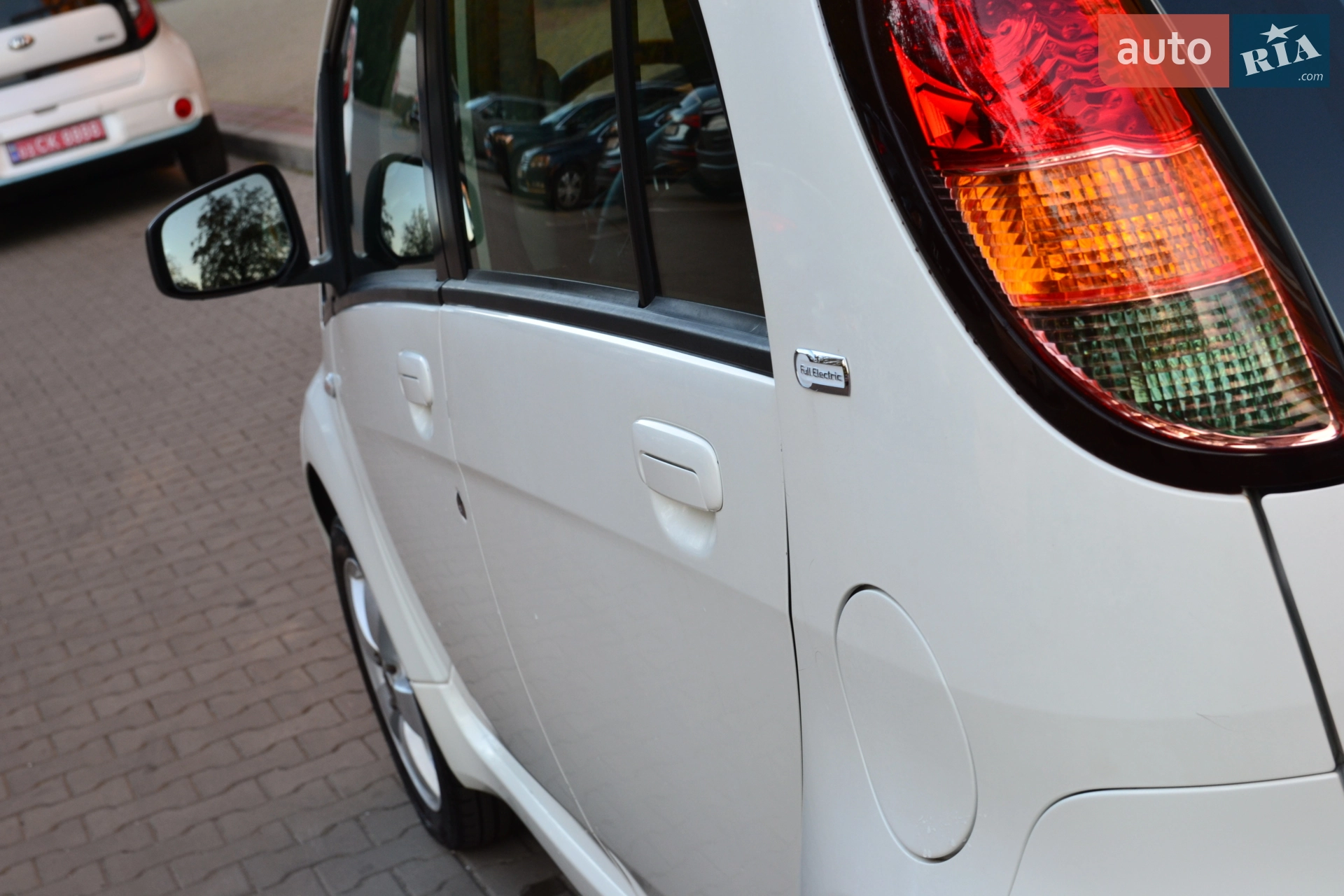 2013 Citroen C-ZERO - мініатюра 13