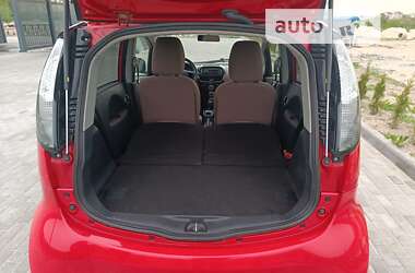 Хэтчбек Citroen C-Zero 2011 в 