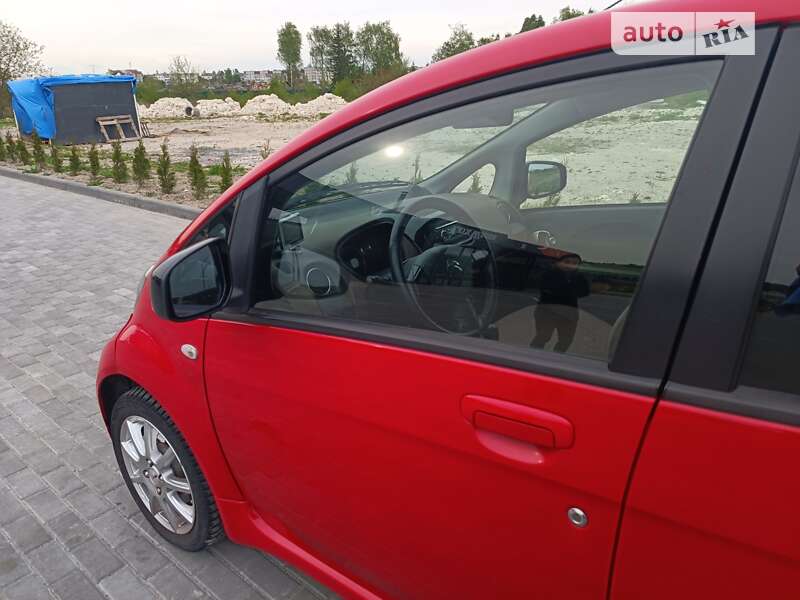 Хэтчбек Citroen C-Zero 2011 в Золочеве фото 36 Хэтчбек Citroen C-Zero 2011 в Золочеве