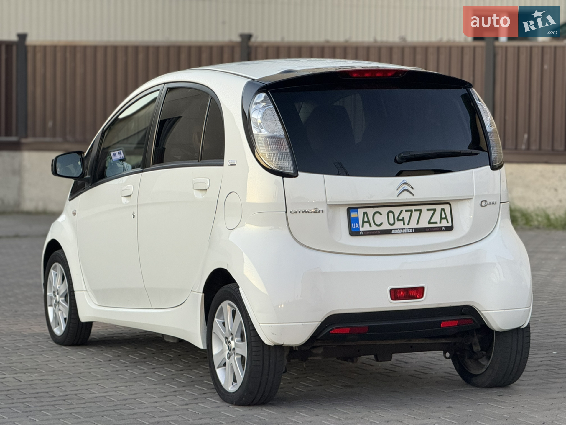 2011 Citroen C-ZERO - мініатюра 16