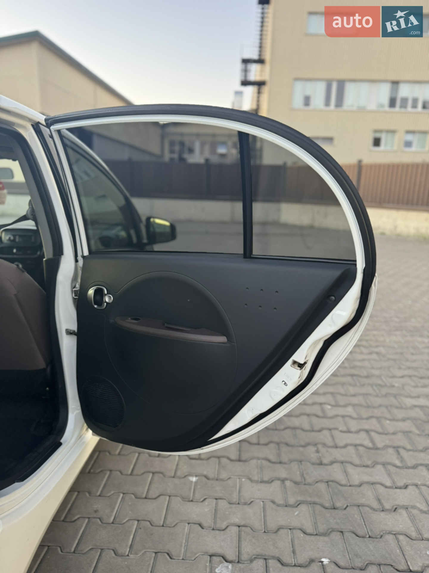 2011 Citroen C-ZERO - мініатюра 31