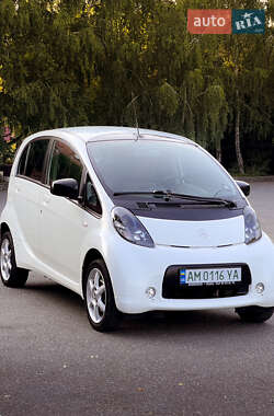 Хэтчбек Citroen C-Zero 2012 в 