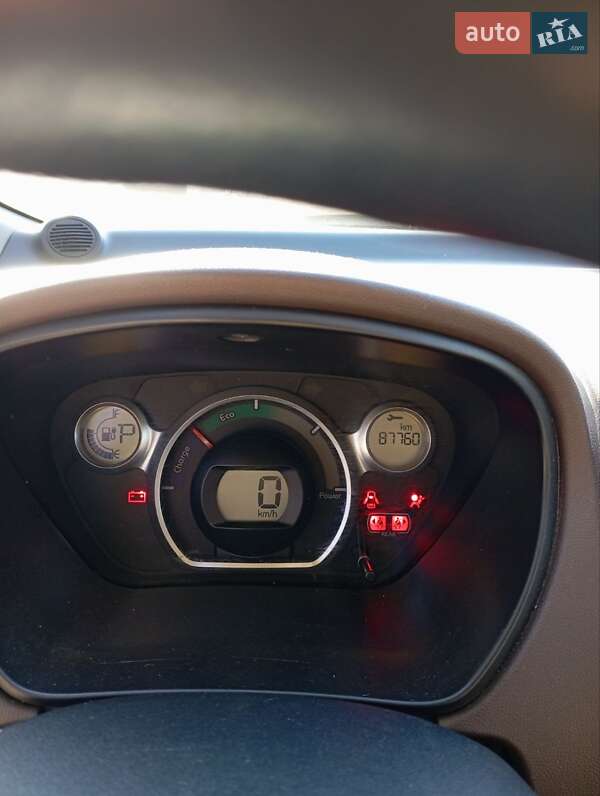 Хэтчбек Citroen C-Zero 2012 в Полтаве