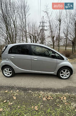 Хетчбек Citroen C-Zero 2011 в Дніпрі