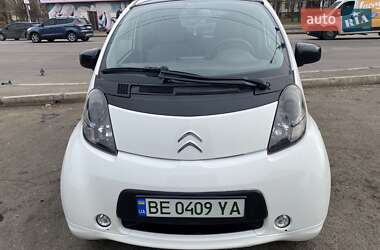 Хэтчбек Citroen C-Zero 2012 в 
