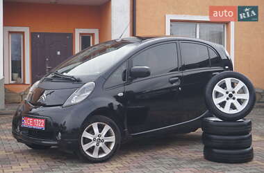 Хэтчбек Citroen C-Zero 2011 в 