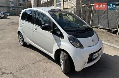 Хетчбек Citroen C-Zero 2011 в 