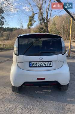 Хэтчбек Citroen C-Zero 2012 в 