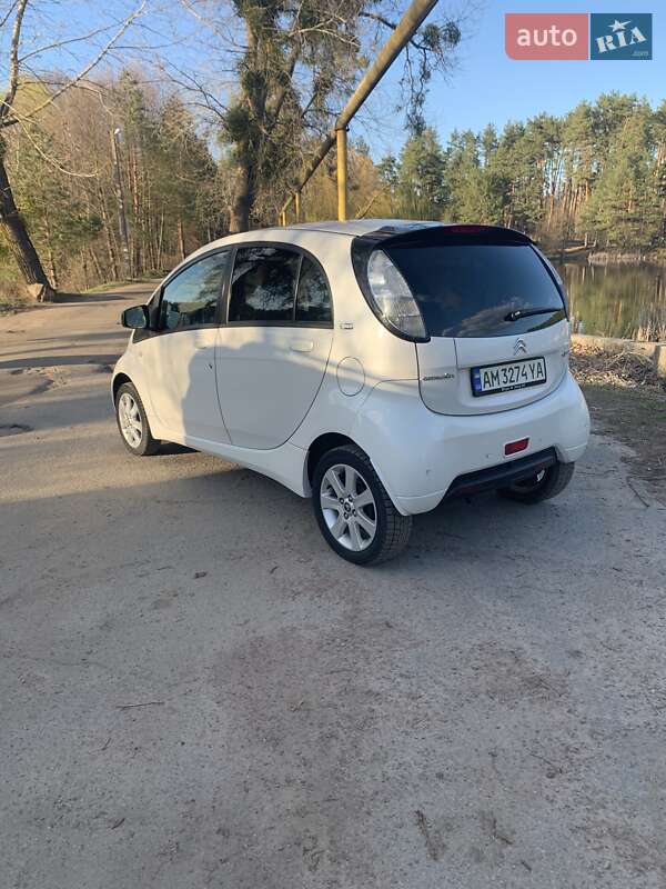 Хэтчбек Citroen C-Zero 2012 в Житомире
