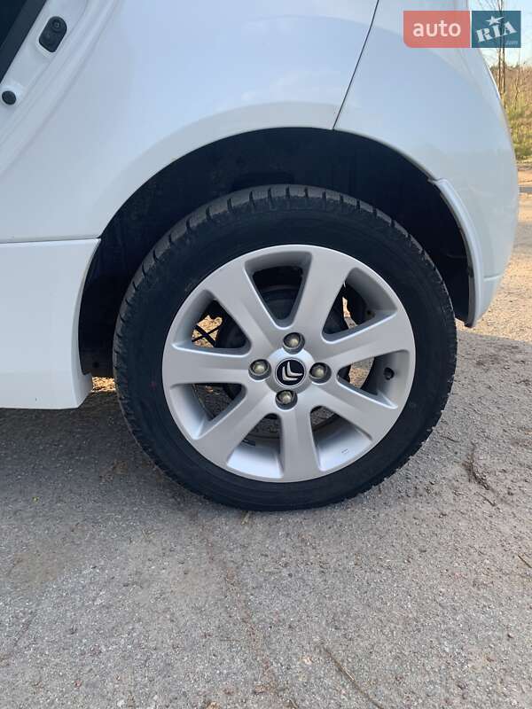 Хэтчбек Citroen C-Zero 2012 в Житомире