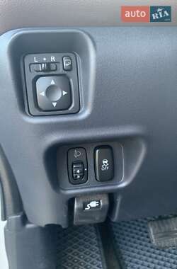 Хэтчбек Citroen C-Zero 2012 в 