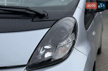 Хэтчбек Citroen C-Zero 2012 в 