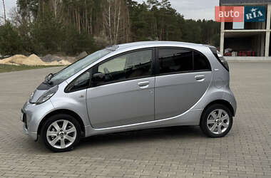 Хэтчбек Citroen C-Zero 2012 в 